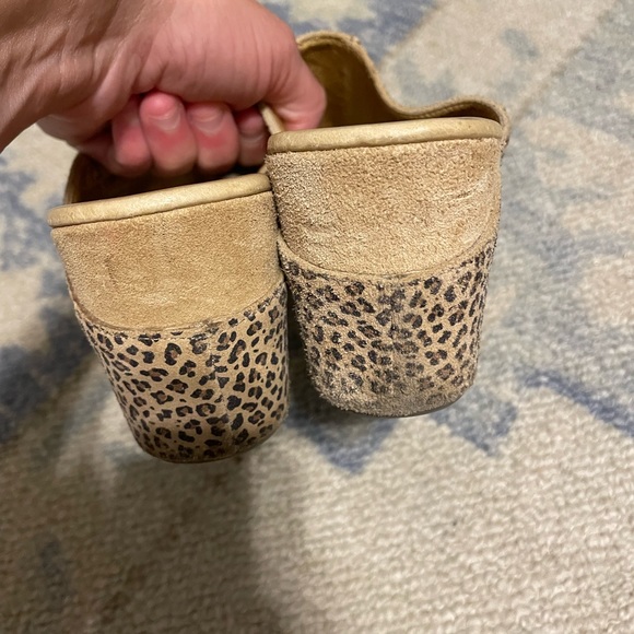 Chocolat Blu wedges size 7.5 animal print 🦒 - Picture 5 of 7